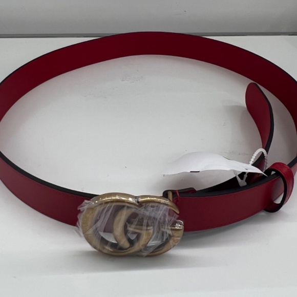 Red  Gucci belt - Picture 2 of 5
